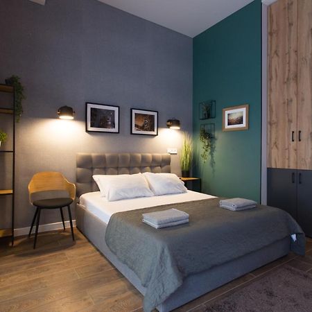 Excellent Apartment In The Center - Alchevskyh Str. 23 Kharkiv Extérieur photo